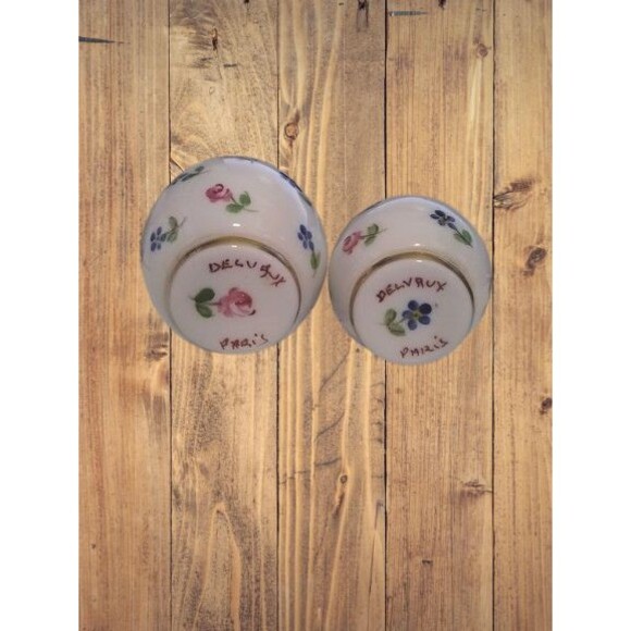 Delvaux Paris Hand Painted Porcelain Egg Shakers Display Only Vintage - Picture 3 of 5